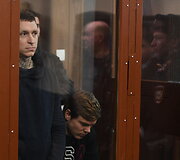 Aleksandras Kokorinas ir Pavelas Mamajevas lieka už grotų dar dviem mėnesiams.