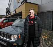 Vilniaus &bdquo;Ryto&ldquo; krep&scaron;ininkai sėdo į naujus automobilius.
