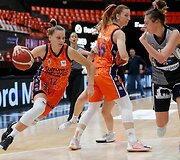 Laura Ju&scaron;kaitė &scaron;į sezoną atstovauja &bdquo;Valencia&ldquo; komandai.