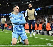 &bdquo;Manchester City&ldquo; ir Madrido &bdquo;Real&ldquo; dvikovos akimirka. Philas Fodenas &scaron;venčia įvartį.