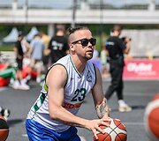 &Scaron;e&scaron;tadienį prie Baltojo tilto įvyko &bdquo;OlyBet DUNK IT Open&ldquo; krep&scaron;inio renginys.