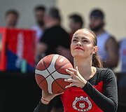 &Scaron;e&scaron;tadienį prie Baltojo tilto įvyko &bdquo;OlyBet DUNK IT Open&ldquo; krep&scaron;inio renginys.