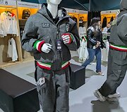 Italijos olimpinės rinktinės aprangos komplektas kainuoja 1800 eurų.