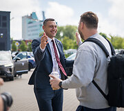 Pirmasis mažojo finalo mačas: Klaipėdos &bdquo;Neptūnas&ldquo; &ndash; Panevėžio &bdquo;Lietkabelis&ldquo;. Jonas Mačiulis ir Gediminas Petrauskas