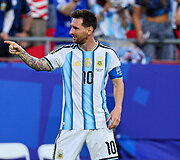 Lionelis Messi