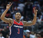 &bdquo;Washington Wizards&ldquo; krep&scaron;ininkai serijoje 4:2 eliminavo &bdquo;Atlanta Hawks&ldquo;. B.Bealas.
