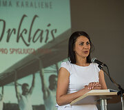 Rima Karalienė pristatė knygą &bdquo;Irklais pro spygliuotą tvorą&ldquo;