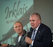 Rima Karalienė pristatė knygą &bdquo;Irklais pro spygliuotą tvorą&ldquo;
