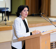Vienos žydų muziejaus direktorė dr Danielle Spera