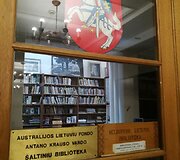 Melburno lietuvių bendruomenės biblioteka.