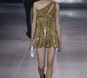 &bdquo;C&eacute;line&ldquo; 2019 m. pavasario ir vasaros kolekcijos modelis