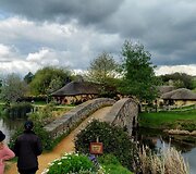 &bdquo;Žiedų valdovo&ldquo; hobitų miestelio smuklė
