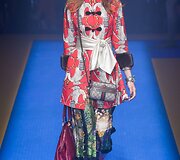 &bdquo;Gucci&ldquo; 2018 m. pavasario ir vasaros kolekcijos modelis