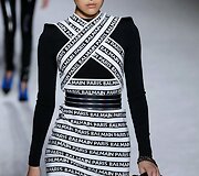 &bdquo;Balmain&ldquo; 2018&ndash;2019 m. rudens ir žiemos kolekcijos modelis