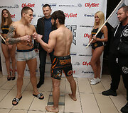 &bdquo;King of the Cage&ldquo; sportininku svėrimas
