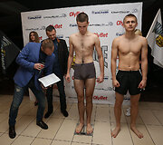 &bdquo;King of the Cage&ldquo; sportininku svėrimas