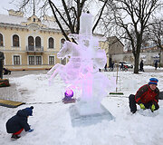 Ledo skulptūrų gamyba