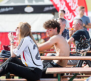 Futbolo fanų zona prie Baltojo tilto