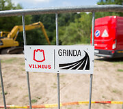 Antakalnyje įgriuvusio dviračių tako tvarkymo darbai