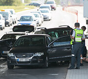 Trijų automobilių avarija Pavilnionių gatvėje