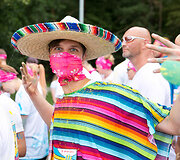 Spalvingasis &bdquo;The Color Run&ldquo; bėgimas