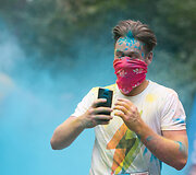 Spalvingasis &bdquo;The Color Run&ldquo; bėgimas