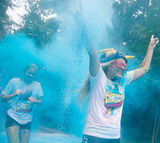 Spalvingasis &bdquo;The Color Run&ldquo; bėgimas