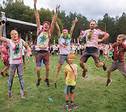 Spalvingasis &bdquo;The Color Run&ldquo; bėgimas