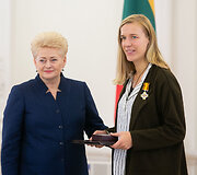 Dalia Grybauskaitė ir Gabrielė Valaitytė