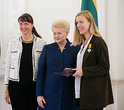 Dalia Grybauskaitė ir Gabrielė Valaitytė