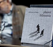 A.Sutkaus ir J.Dovidėno fotografijų parodų pristatymo spaudos konferencija