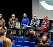 A.Sutkaus ir J.Dovidėno fotografijų parodų pristatymo spaudos konferencija
