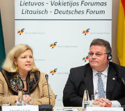 Angelika Viets ir Linas Linkevičius