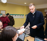 Gabrielius Landsbergis balsavo savivaldos rinkimuose