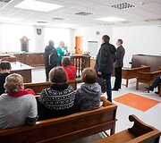 Sukčiavimu įtariamo Mariaus Valiūno teisiamasis posėdis
