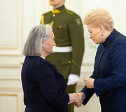 Daugiavaikių mamų apdovanojimo ceremonija Prezidentūroje