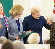 Daugiavaikių mamų apdovanojimo ceremonija Prezidentūroje