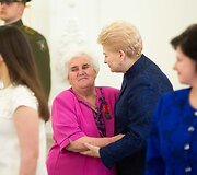 Daugiavaikių mamų apdovanojimo ceremonija Prezidentūroje