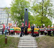 Judėjimo &bdquo;Lietuva yra čia&ldquo; akcija prie&scaron; paskutiniuosius kandidatų debatus