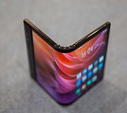 &bdquo;FlexPai&ldquo; sulankstomas i&scaron;manusis telefonas