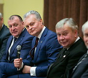 Gitanas Nausėda