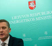 Spaudos konferencija apie startuojančią paramą saulės elektrinėms įsirengti