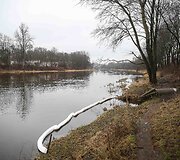 Į Nerį Vilniaus Antakalnyje tekėjusias nuotekas stabdo bonais