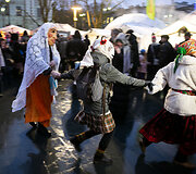 Užgavėnių &scaron;ventė Luki&scaron;kių aik&scaron;tėje