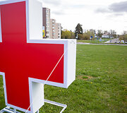 Padėkos medikams ženklas prie Santaros klinikų