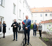 Gitanas Nausėdaa