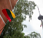 Vilniaus televizijos bok&scaron;tą papuo&scaron;ė Lietuvos trispalvė