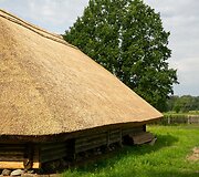 Nendriniai stogai Rum&scaron;i&scaron;kių Lietuvos liaudies buities muziejuje