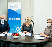 Algirdas Monkevičius, Rita Tama&scaron;unienė, Laura Kairienė