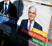 Rinkiminiai plakatai Molėtuose